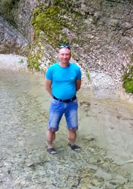 Александр из Шимска, ищу на сайте знакомства без обязательств