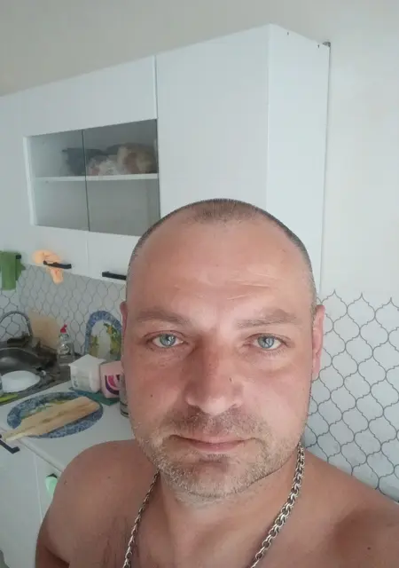 Макс из Ильского, ищу на сайте знакомства на одну ночь