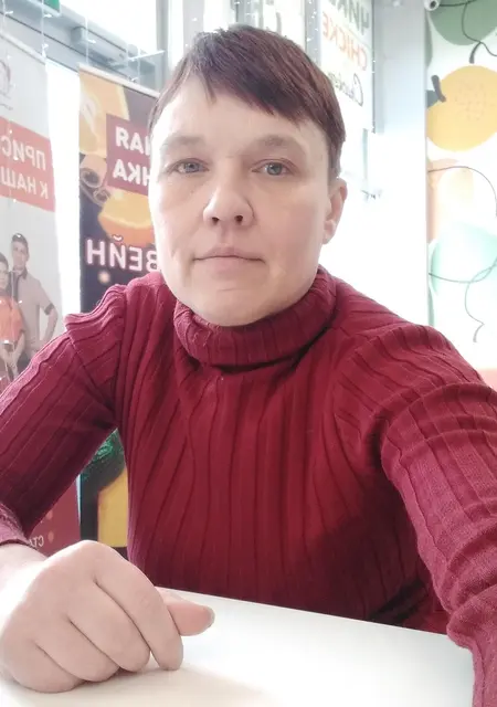 Я Елена, 42, знакомлюсь для постоянных отношений в Пскове
