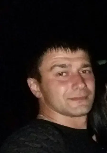 Я Игорь, 37, знакомлюсь без обязательств в Макарове