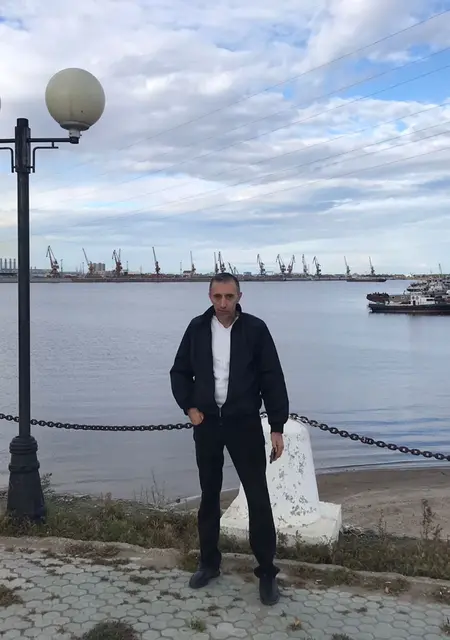 Армен из Якутска, ищу на сайте знакомства без обязательств