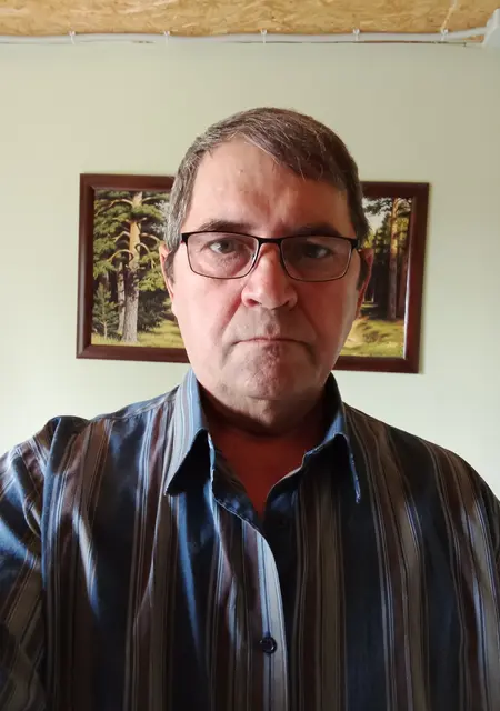 Павел Флегонтов из Новосибирска, мне 70, познакомлюсь для общения