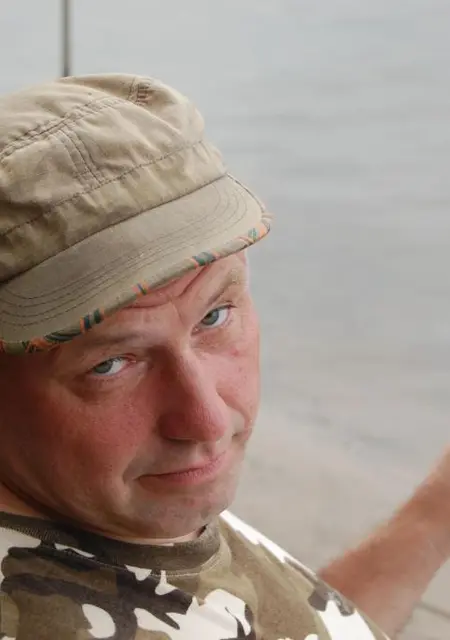 Я Александр, 54, из Серпухова, ищу знакомства без обязательств