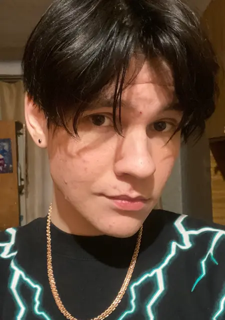 Макар из Альметьевска, мне 21, познакомлюсь без обязательств