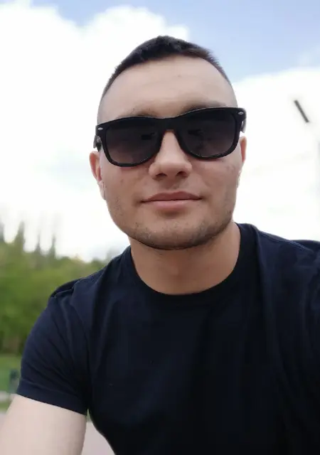 Я Макс, 27, знакомлюсь без обязательств в Рязани