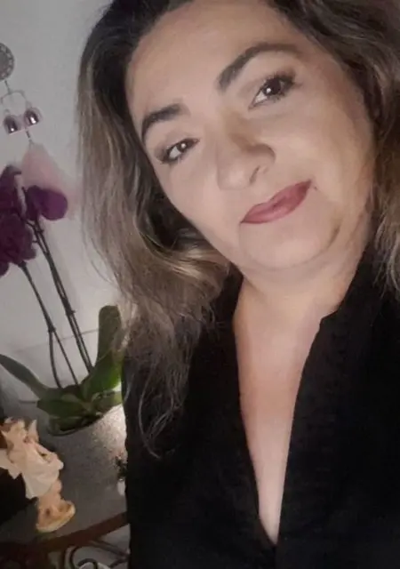 Hel из Лиссабона, мне 44, познакомлюсь