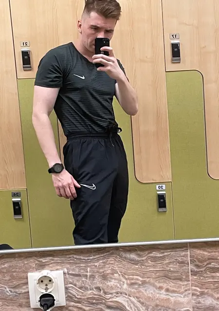 Я Денис, 29, из Йошкар-Олы, ищу знакомство для общения