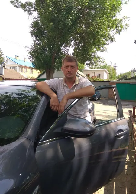 Я Михаил, 50, из Ростова-на-Дону, ищу знакомство для постоянных отношений