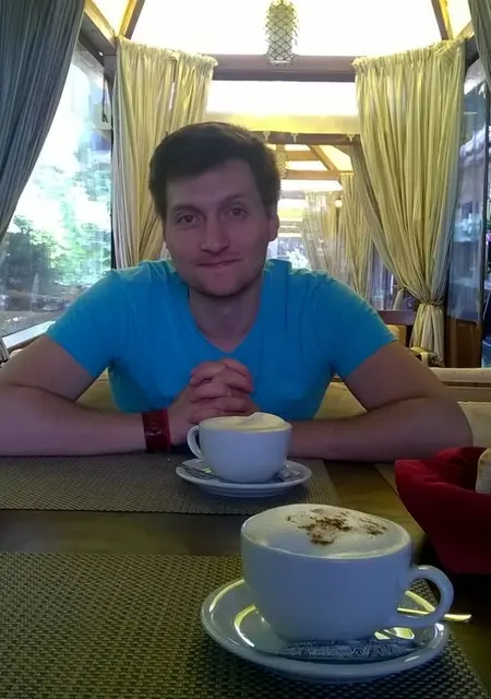 Я Дениска, 37, из Серпухова, ищу знакомства без обязательств