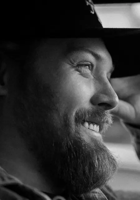 Я Андрей, 27, из Вологды, ищу знакомства без обязательств