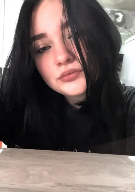 Я Екатерина, 19, знакомлюсь на одну ночь в Астрахани