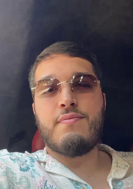 Я Мурад, 25, из Дербента, ищу знакомства без обязательств