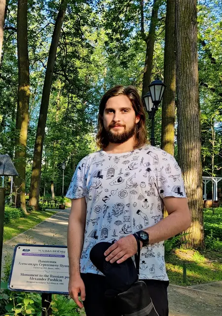 Мстислав из Тулы, мне 29, познакомлюсь на одну ночь