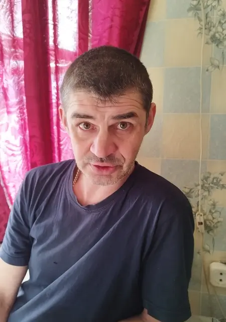 Евгений из Красноярска, мне 50, познакомлюсь