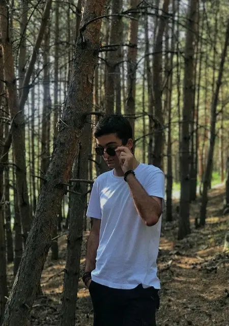 Я Эдгар, 21, из Славянска-на-Кубани, ищу знакомство для общения