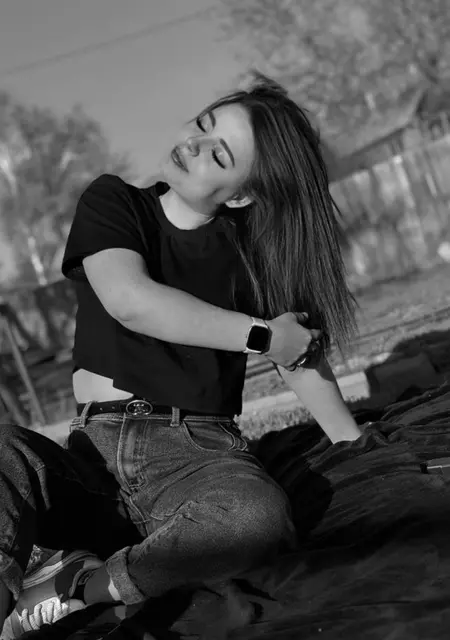 Карина из Темрюка, ищу на сайте вирта