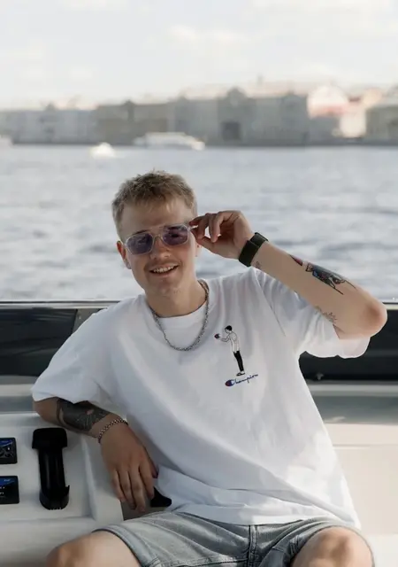 Я Олег, 30, знакомлюсь без обязательств в Пскове