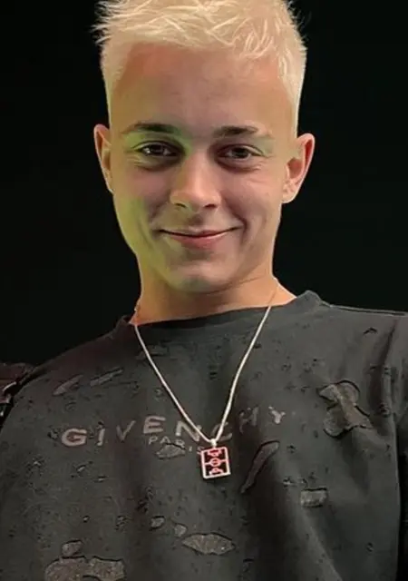 Кирилл из Одессы, мне 25, познакомлюсь на одну ночь