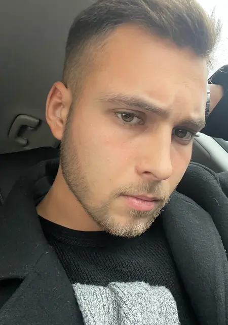 Я Artem, 23, знакомлюсь без обязательств в Санкт-Петербурге