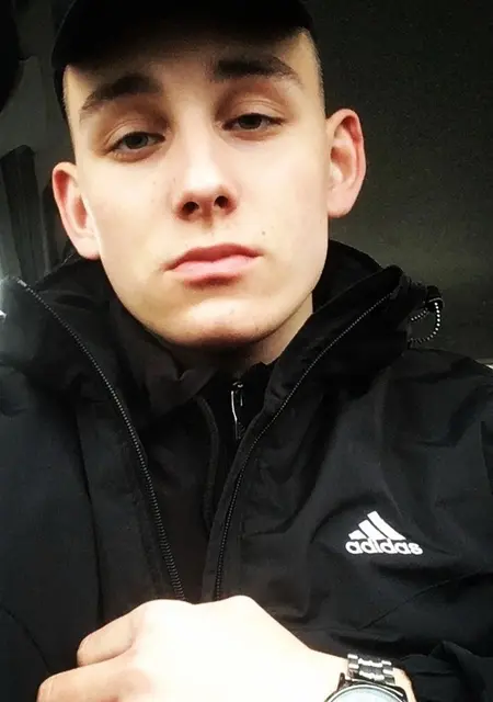 Коля из Курска, мне 20, познакомлюсь для вирта