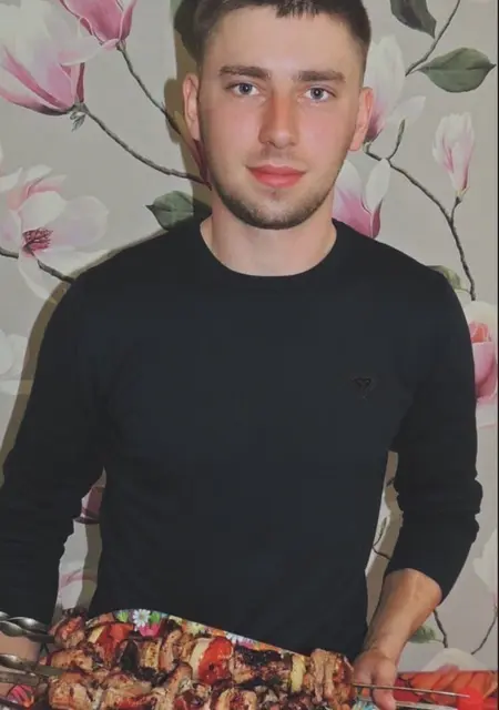 Игорь из Миллерова, ищу на сайте приятное времяпровождение