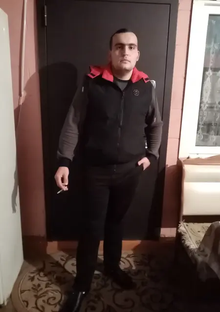 Я Аркадий, 29, знакомлюсь без обязательств в Новокубанске