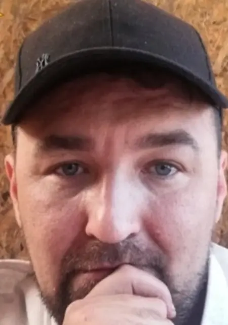 Я Данис, 41, из Стерлитамака, ищу знакомства без обязательств