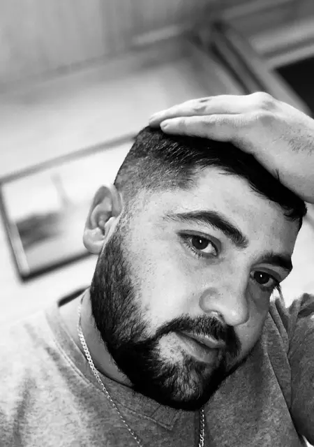 Бек из Калуги, ищу на сайте открытые отношения