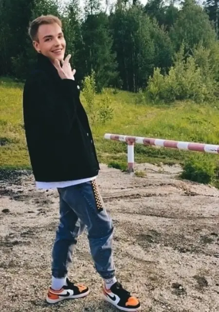 Я Дмитрий, 26, знакомлюсь без обязательств в Екатеринбурге