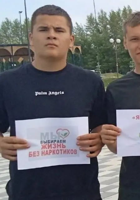 Я Елизавета, 18, знакомлюсь без обязательств в Казани