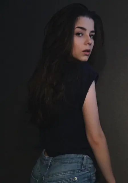 Карина из Перми, ищу на сайте знакомства без обязательств