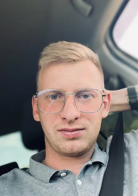 Я Дмитрий, 27, знакомлюсь без обязательств в Балтийске