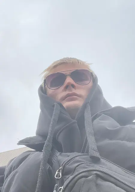 Я Semen, 25, из Петропавловска-Камчатского, ищу знакомства на одну ночь