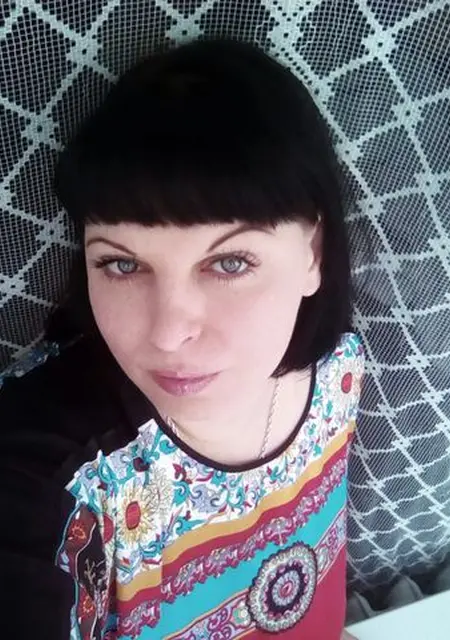 Я Виктория, 43, из Рассказова, ищу знакомства без обязательств