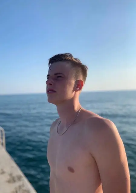 Матвей из Костромы, мне 25, познакомлюсь на одну ночь