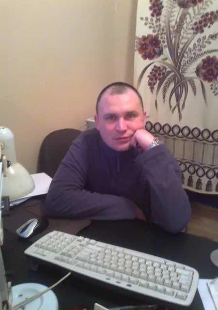 Я Дима, 37, знакомлюсь на одну ночь в Тучкове