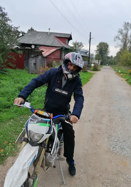 Я Виталий, 44, из Кимр, ищу знакомства на одну ночь