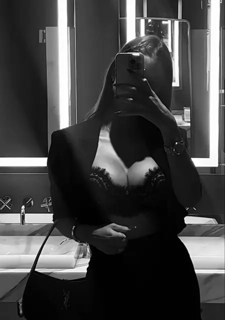 Я Лина, 22, знакомлюсь без обязательств в Ульяновске