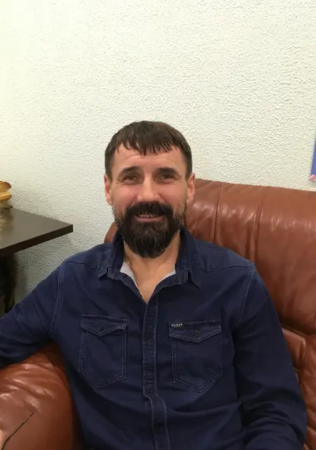 Я Василий, 51, знакомлюсь без обязательств в Вологде