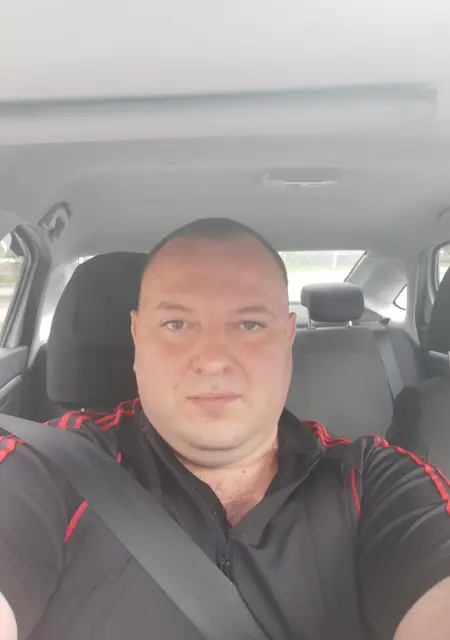 Я Василий, 42, из Новошахтинска, ищу знакомства без обязательств