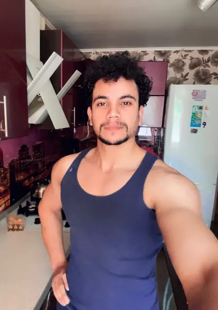 Boody из Саратова, ищу на сайте общение