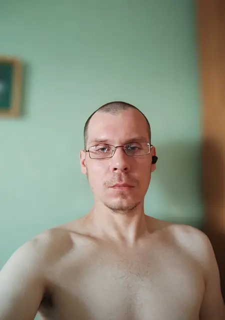 Я Михаил, 40, знакомлюсь на одну ночь в Глазове