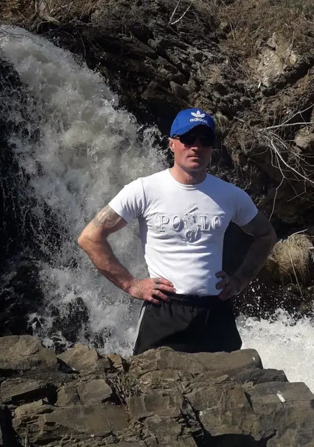 Сергей из Топков, ищу на сайте знакомства без обязательств