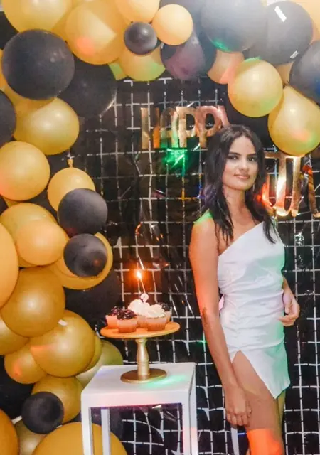 Soy Lin, 22 años, conociéndome en Madrid