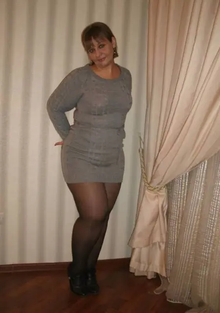 Я Надя, 55, знакомлюсь для вирта в Москве