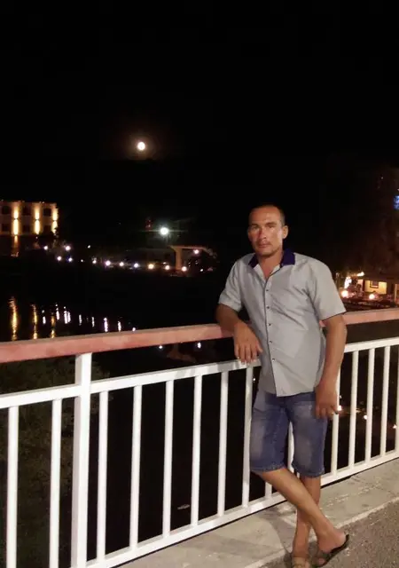 Макс из Видного, мне 41, познакомлюсь на одну ночь