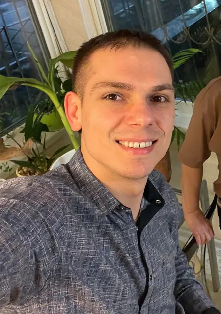 Сабри из Севастополя, мне 32, познакомлюсь без обязательств