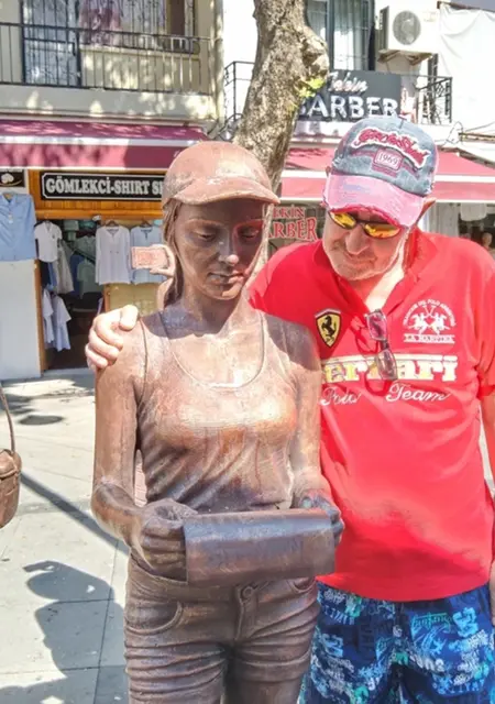 Макс из Воронежа, ищу на сайте знакомства без обязательств