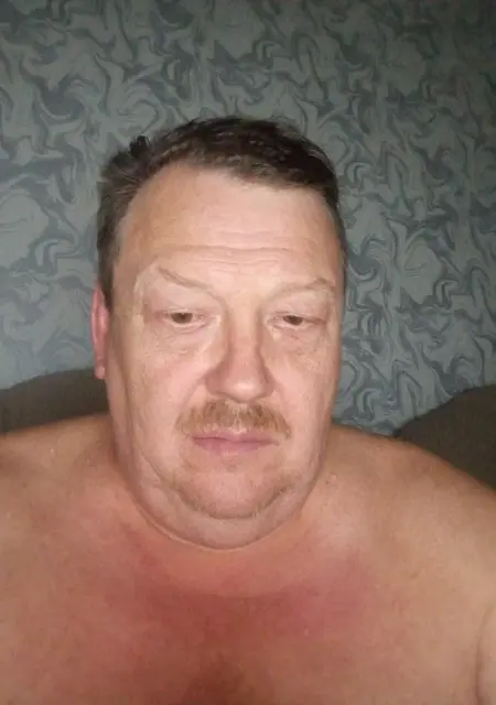 Я Сергей, 52, из Смоленска, ищу знакомства без обязательств