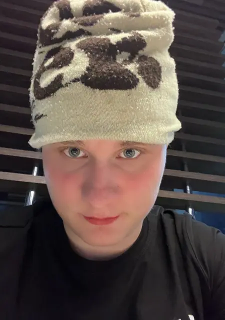 Кирилл из Мончегорска, ищу на сайте знакомства на одну ночь